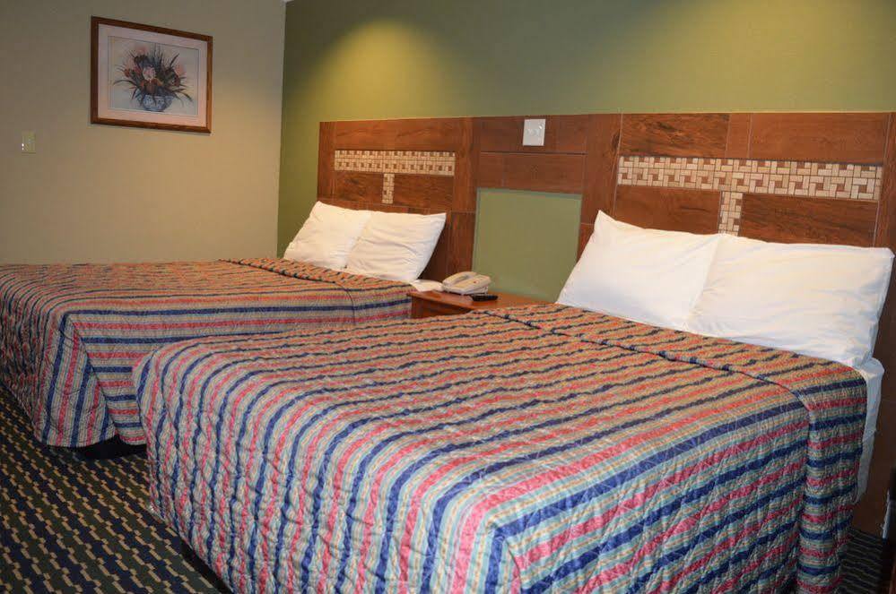 Budgetel Inn And Suites Raleigh Zewnętrze zdjęcie